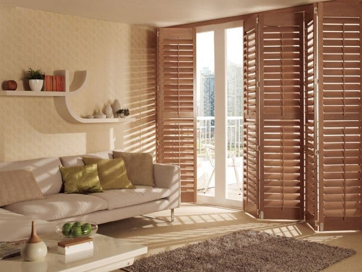 Plantation Tracked Shutter